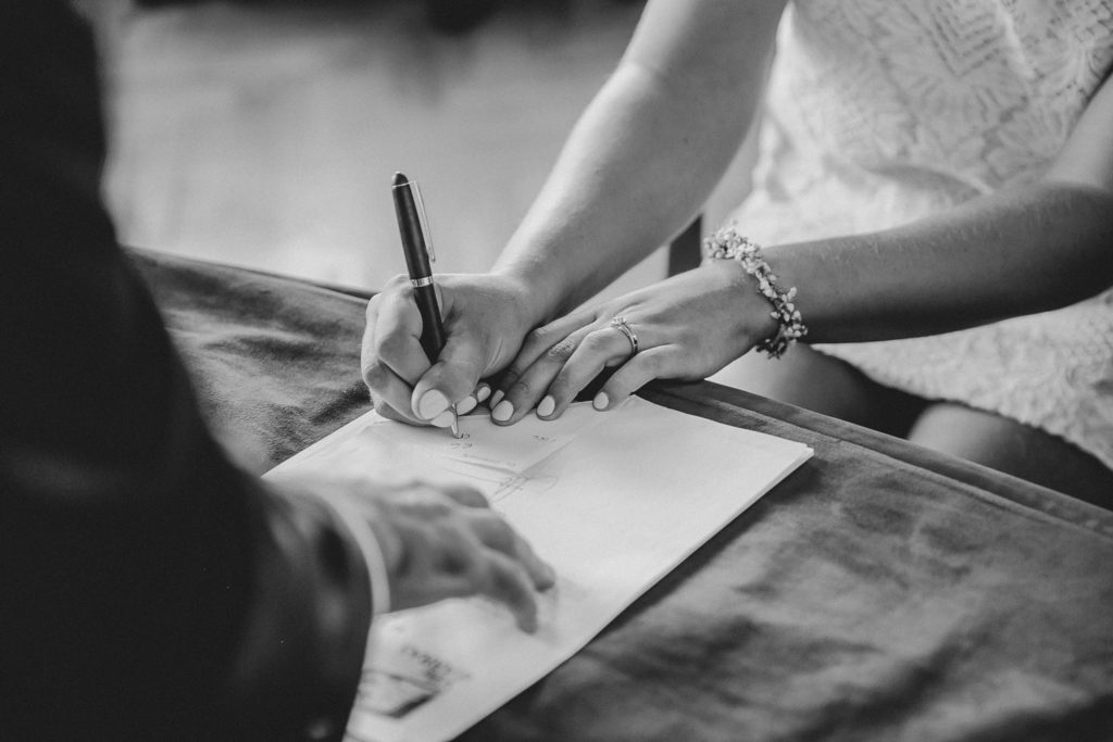 signature des registre mairie